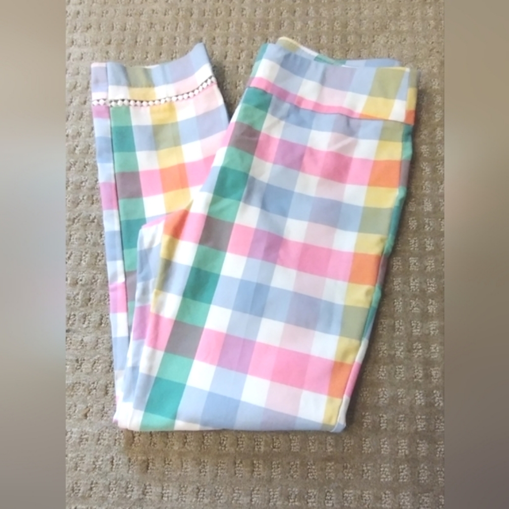 Crown & Ivy Multicolor Cropped Pants